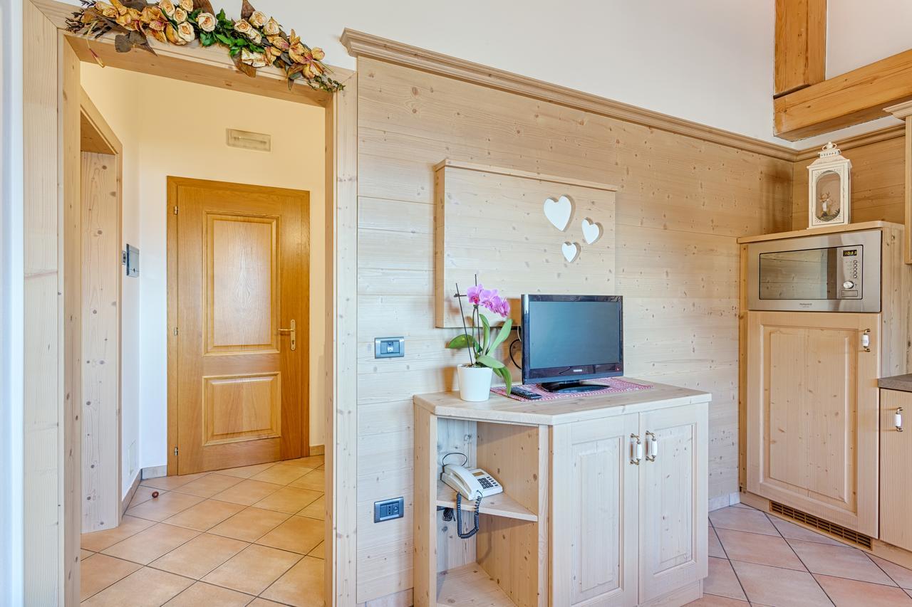 Residence Ronchi Мольвено Екстер'єр фото