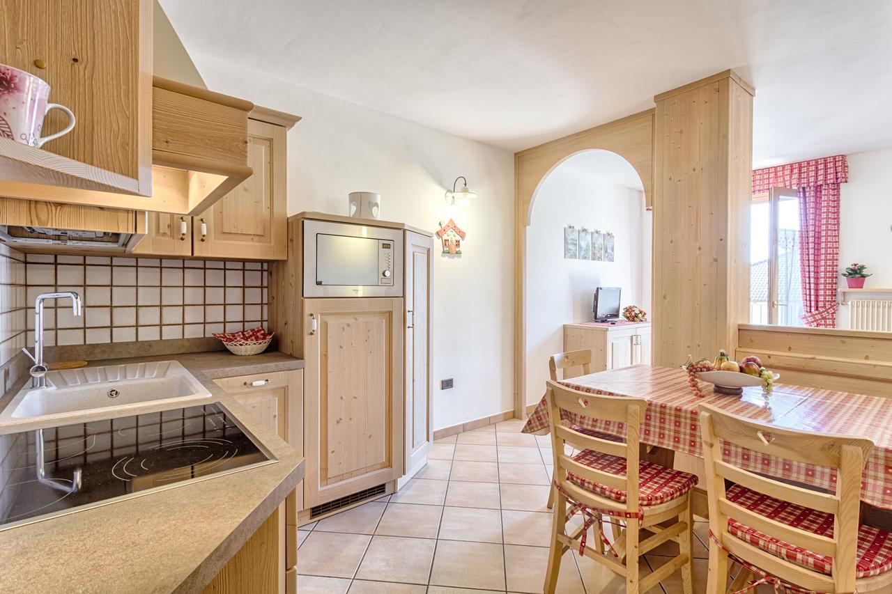 Residence Ronchi Мольвено Екстер'єр фото