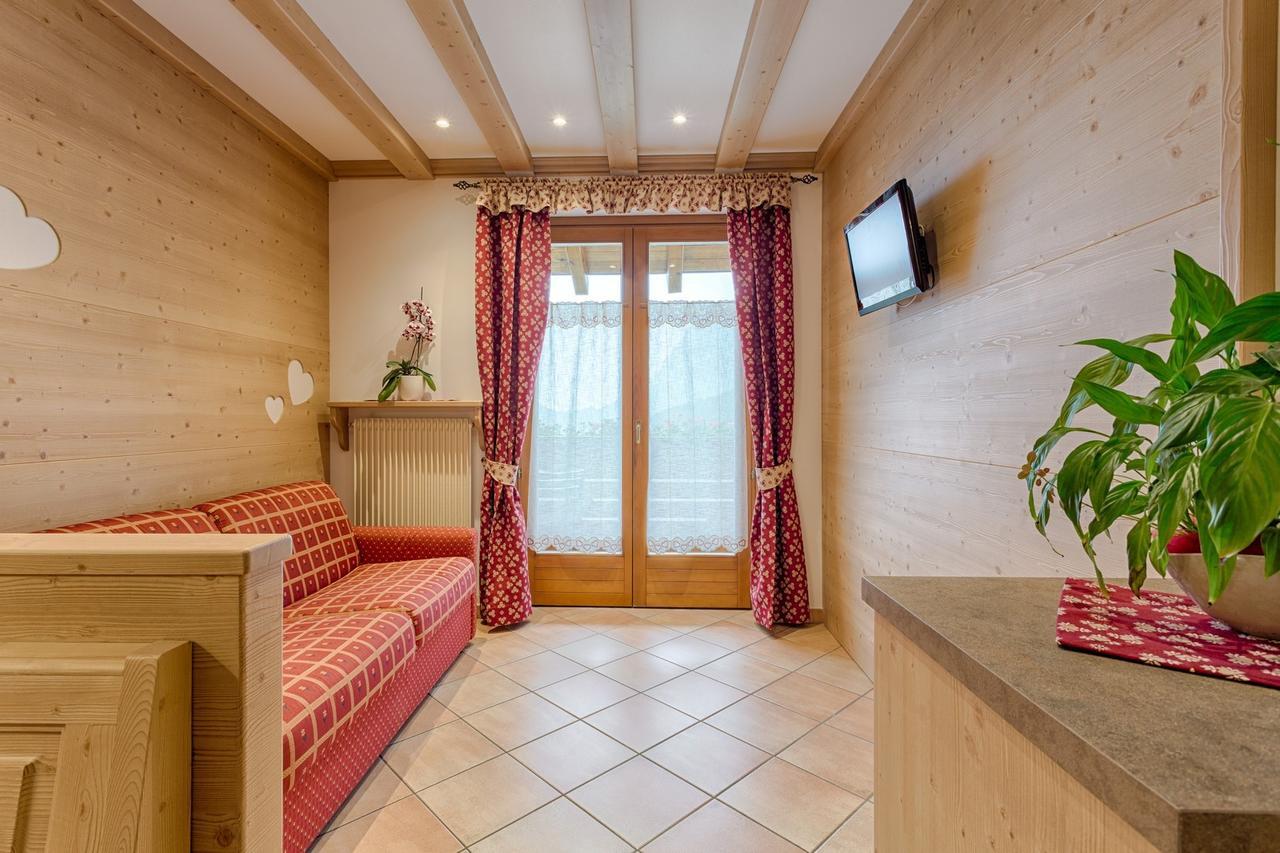 Residence Ronchi Мольвено Екстер'єр фото